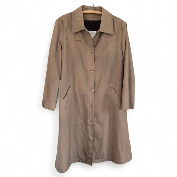 London Fog Jackets & Blazers - London Fog Womens Beige Trench Coat Zip Out Lining Weatherproof Button Closure